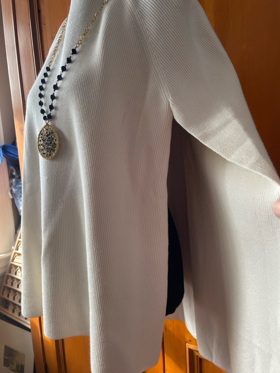 & Other Stories high neck knit sweater w/ cape back and sleeves in white Size M - Picture 5 of 16
